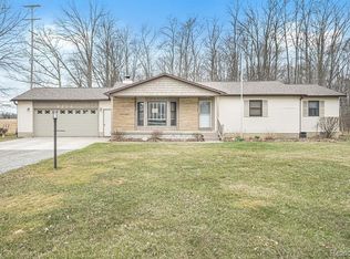 8254 Nichols Rd, Gaines, MI 48436