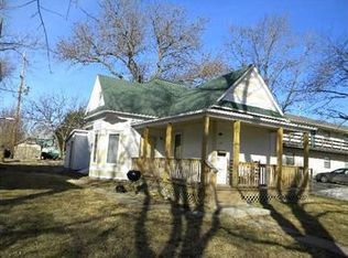 1115 Union St, Emporia, KS 66801