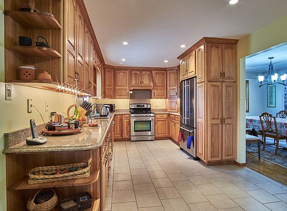5th image of 16112 S Oak Valley Trl