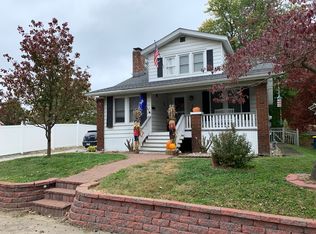 1 Burton Pl, Edwardsville, IL 62025