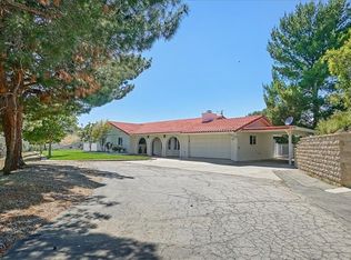 30403 Byfield Rd, Castaic, CA 91384
