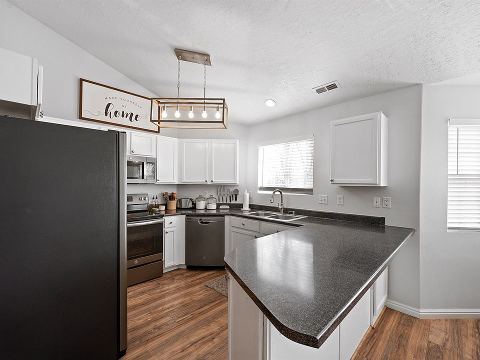 1st image of 1444 W Brunello Dr #1444