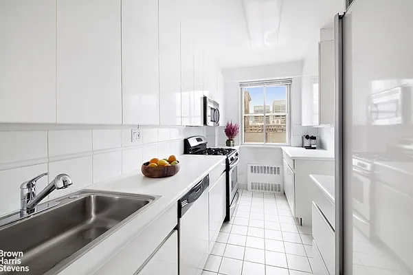 Sold by Brown Harris Stevens | media 21