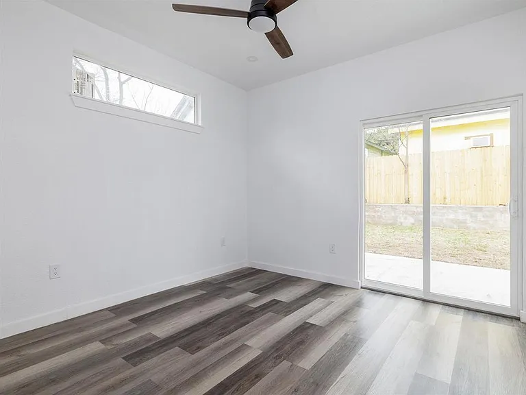 2308 Santa Maria St — Photo 15