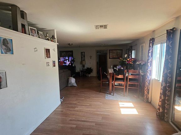 4th image of 1005 S 2ND Street