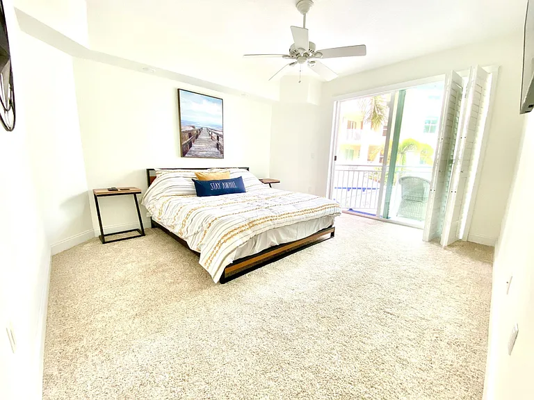 215 NW Flagler Ave #202 — Photo 12