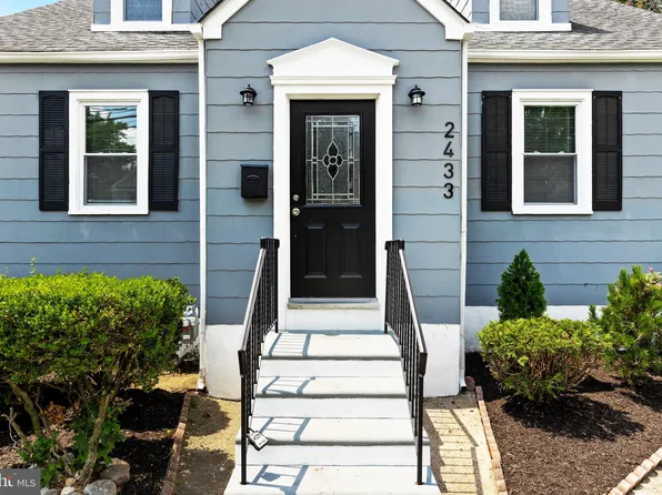 2433 47th St, Pennsauken, NJ 08110