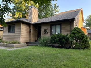 709 Haines Blvd, Champaign, IL