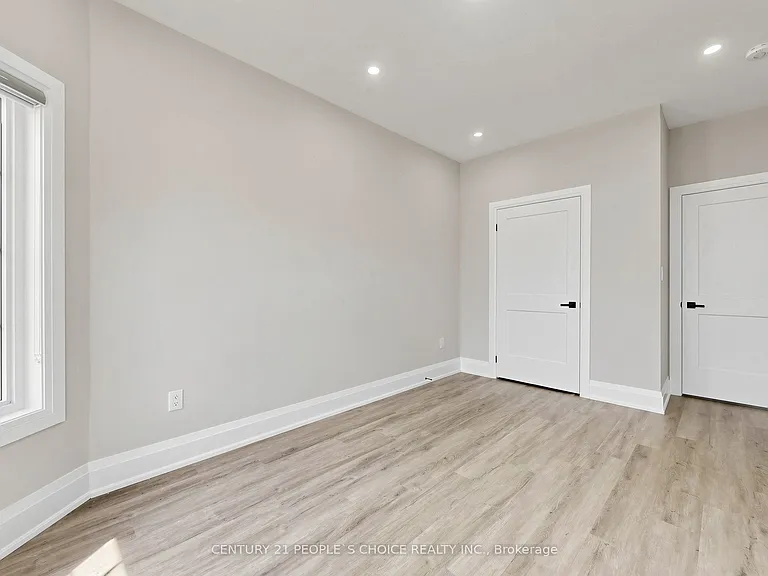8 Durham Rd — Photo 26
