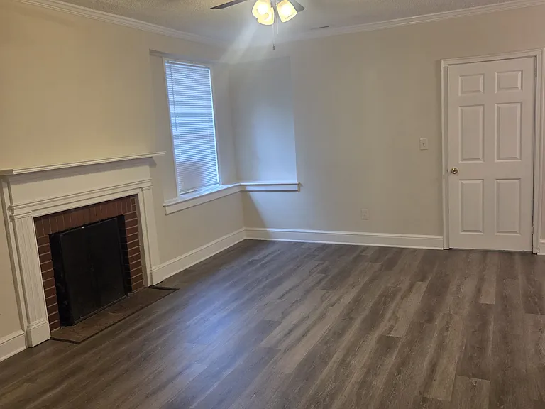 1 Woodmont Ln — Photo 2