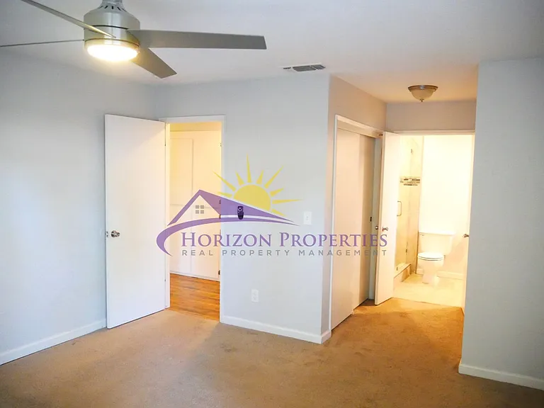 5329 Leavitt Way — Photo 13