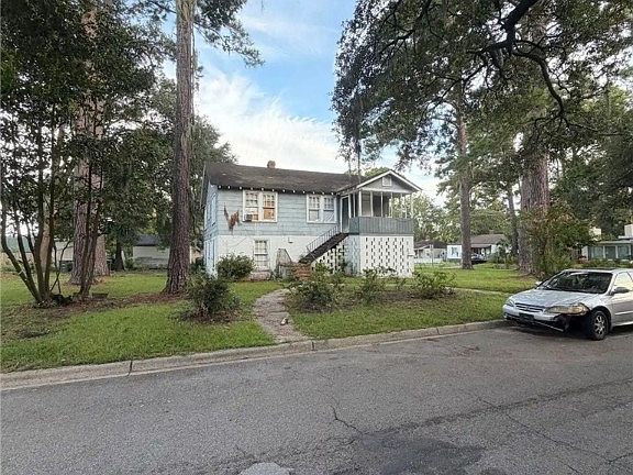 5th image of 1201 McCormick Street