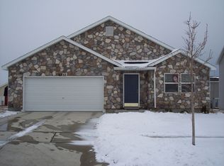 6532 W Oak Bridge Dr, West Jordan, UT 84081