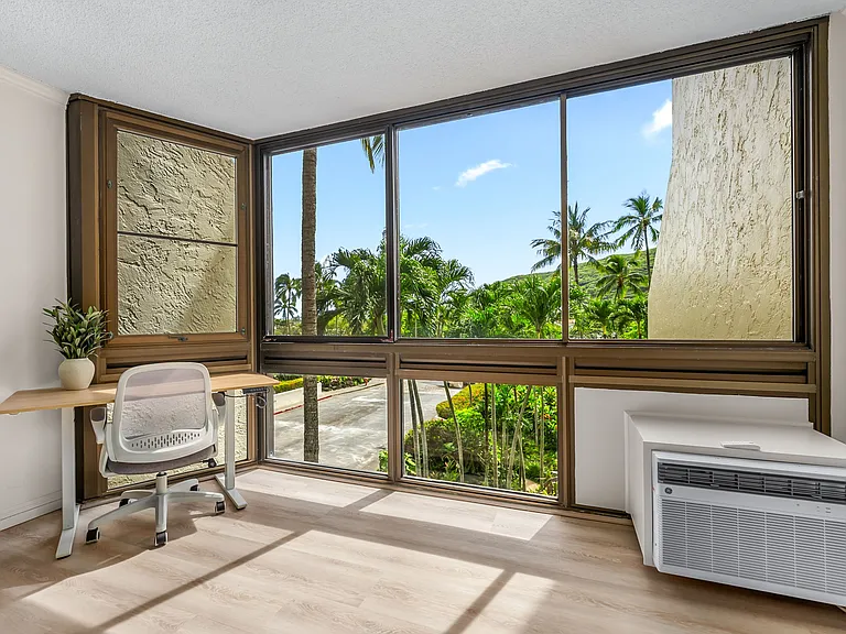 521 Hahaione St #2/2L — Photo 28