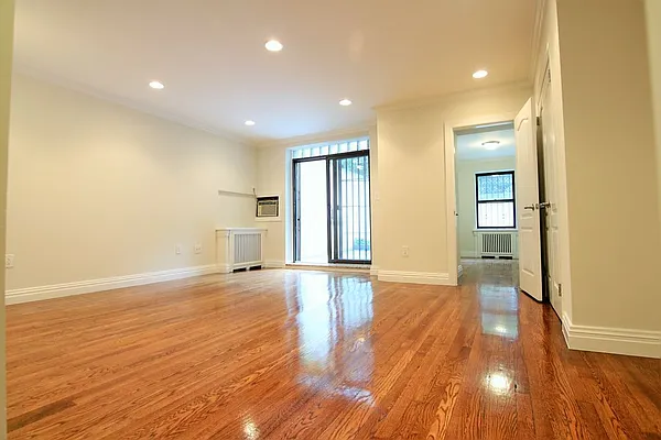 Rented by JK Dansar Corp | media 16