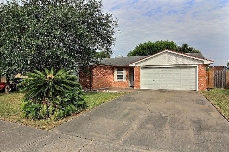1st image of 1729 Star Cove Dr