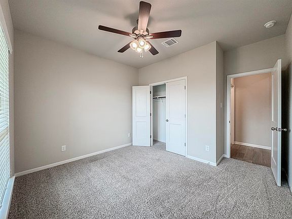 2nd image of 2716 Fox River Dr