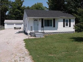 326 W Adams Ave, Chandler, IN 47610