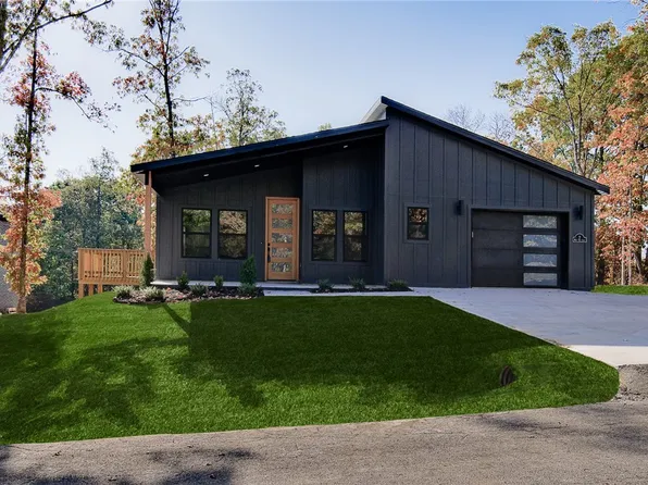 17 Islay Dr, Bella Vista, AR 72715