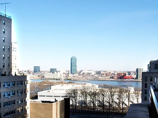 Rented by Levan Real Estate | media 25