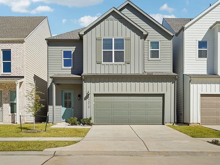 22014 Lesley Grove Ln — Photo 1