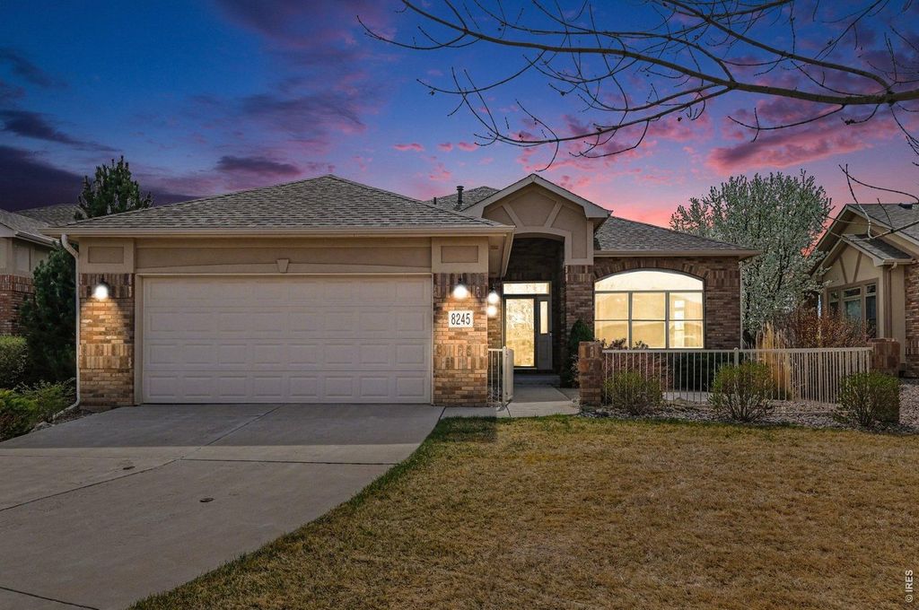 8245 Hidden Cove Ct
