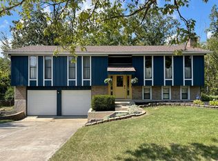 1177 Hickorylake Dr, Cincinnati, OH 45233