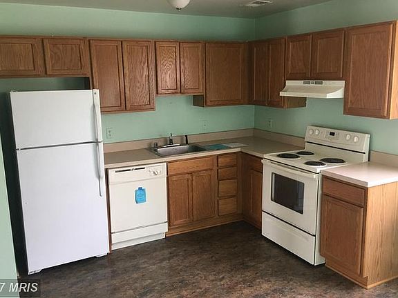 3rd image of 5B Heritage Ct