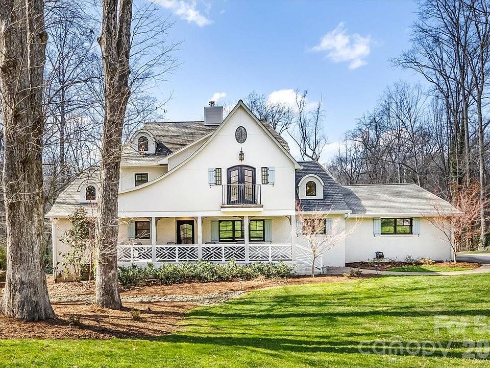 1st image of 1010 River Oaks Ln