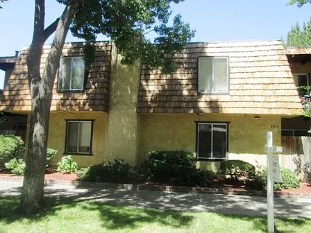 2809 H St #1 photo 1