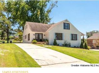 3137 Dolly Ridge Dr, Birmingham, AL 35243