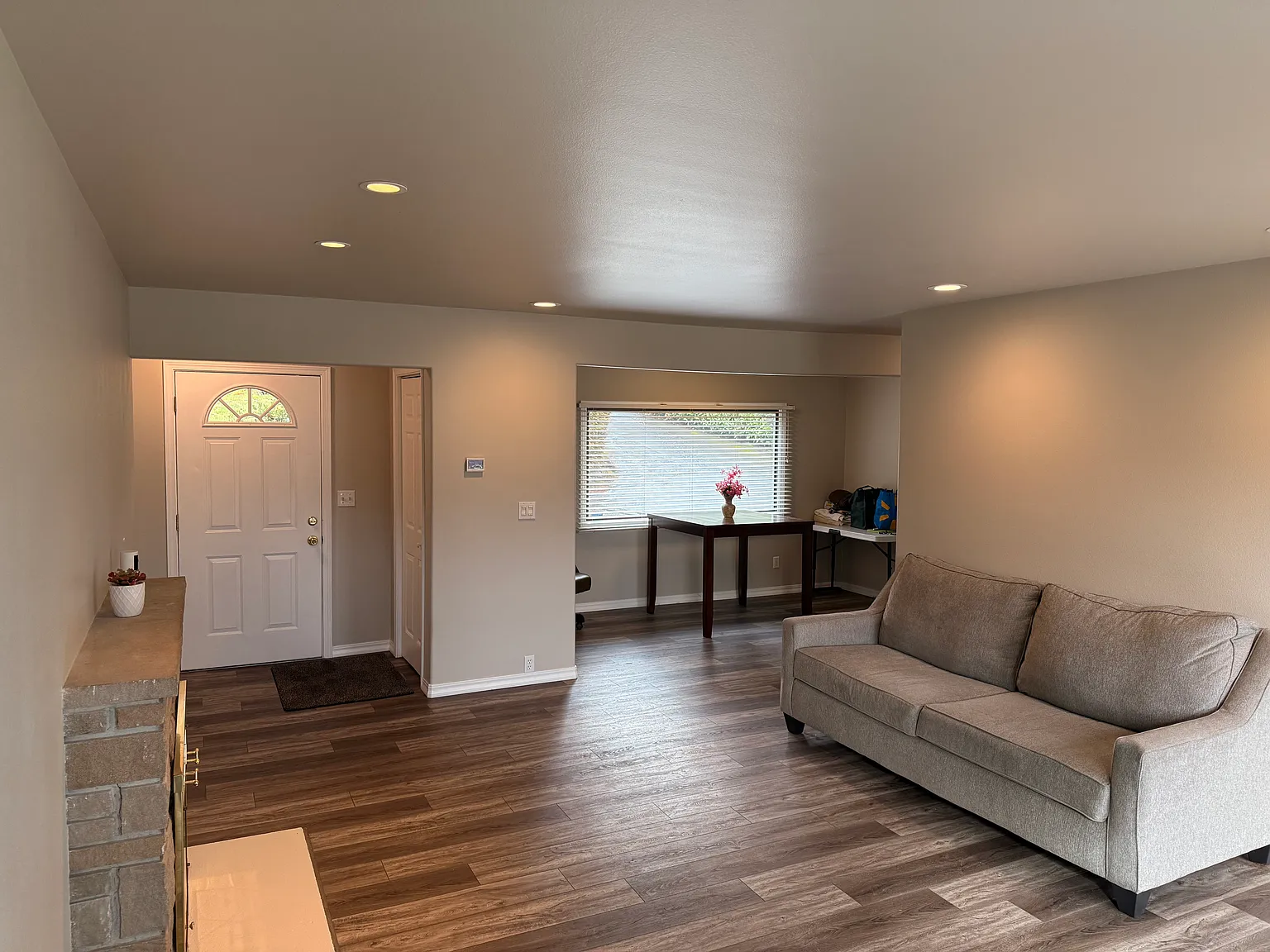 3 bed, 1.5 bath, 2012 sqft, $3,500 — Photo 4