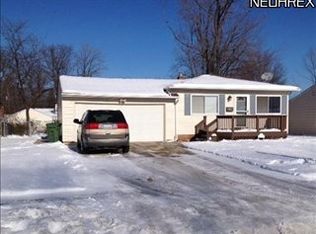 34801 Iris Ln, Eastlake, OH 44095