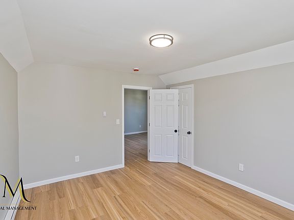 5th image of 24 Hilton St #3