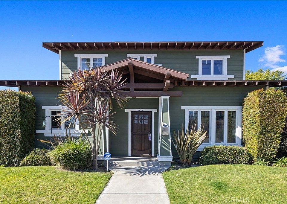 1st image of 619 S California Ave