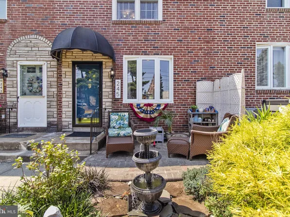 245 Park Dr, Glenolden, PA 19036