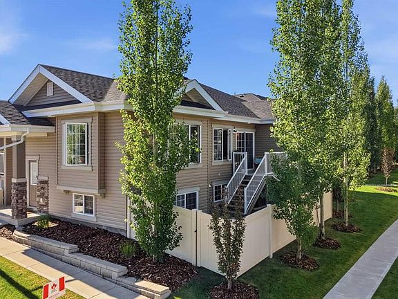 2nd image of 4 N Golden Cres