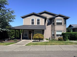 1607 Nisqually St, Steilacoom, WA 98388