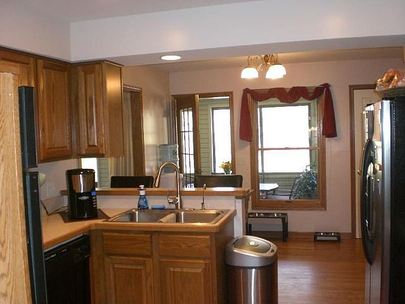 5th image of 795 Spruce Hill Ln
