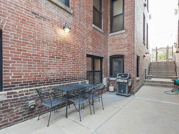 2nd image of 4440 Olive St #3W