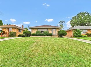 5237 E 104th St, Garfield Heights, OH