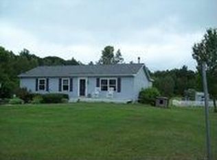 32 Scrabble Rd, Brentwood, NH 03833