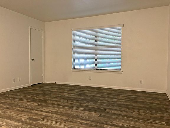 2nd image of 2302 Durwood St APT 214
