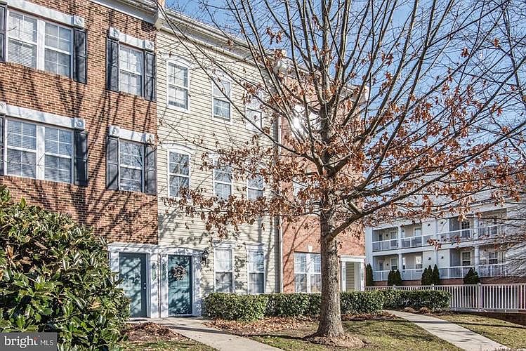 1st image of 42509 Rockrose Sq