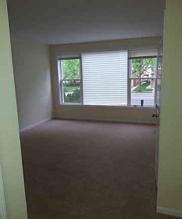 3rd image of 5636 N Central Ave #2