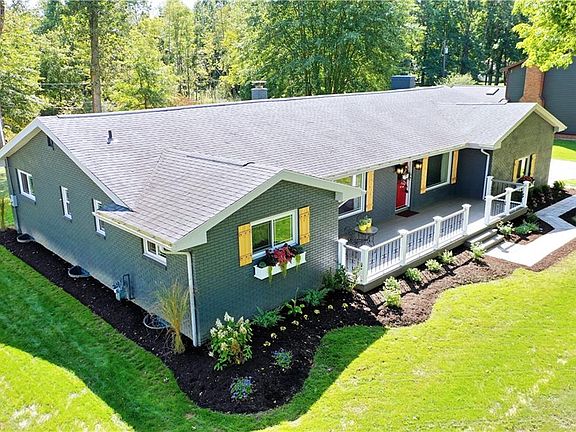 2nd image of 2020 Crestwood Blvd