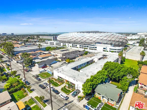 3835 W 104th St, Inglewood, CA 90303