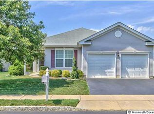 27 Jonahs Pond Ln, Barnegat, NJ 08005