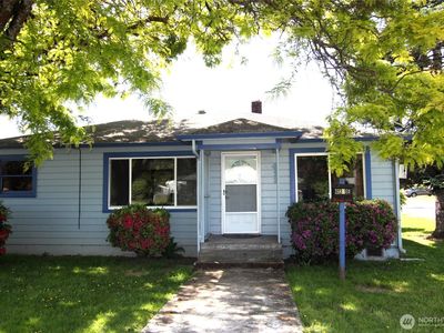 413 SE Roake Avenue, Castle Rock, WA, 98611