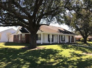 901 Hyland Dr, Lockport, LA 70374